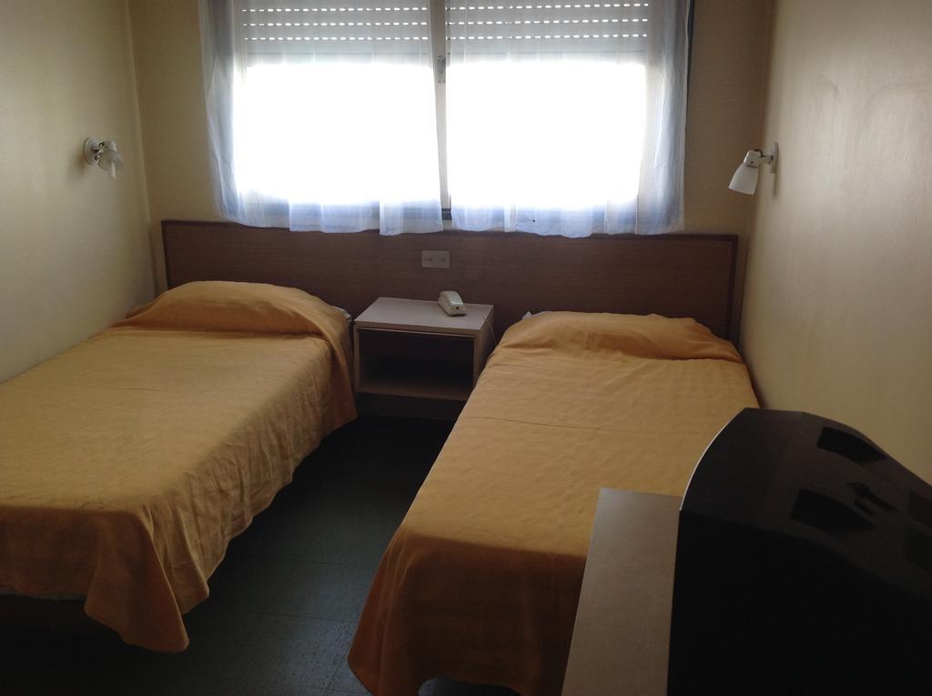 מר דל פלאטה Hotel Delfin מראה חיצוני תמונה