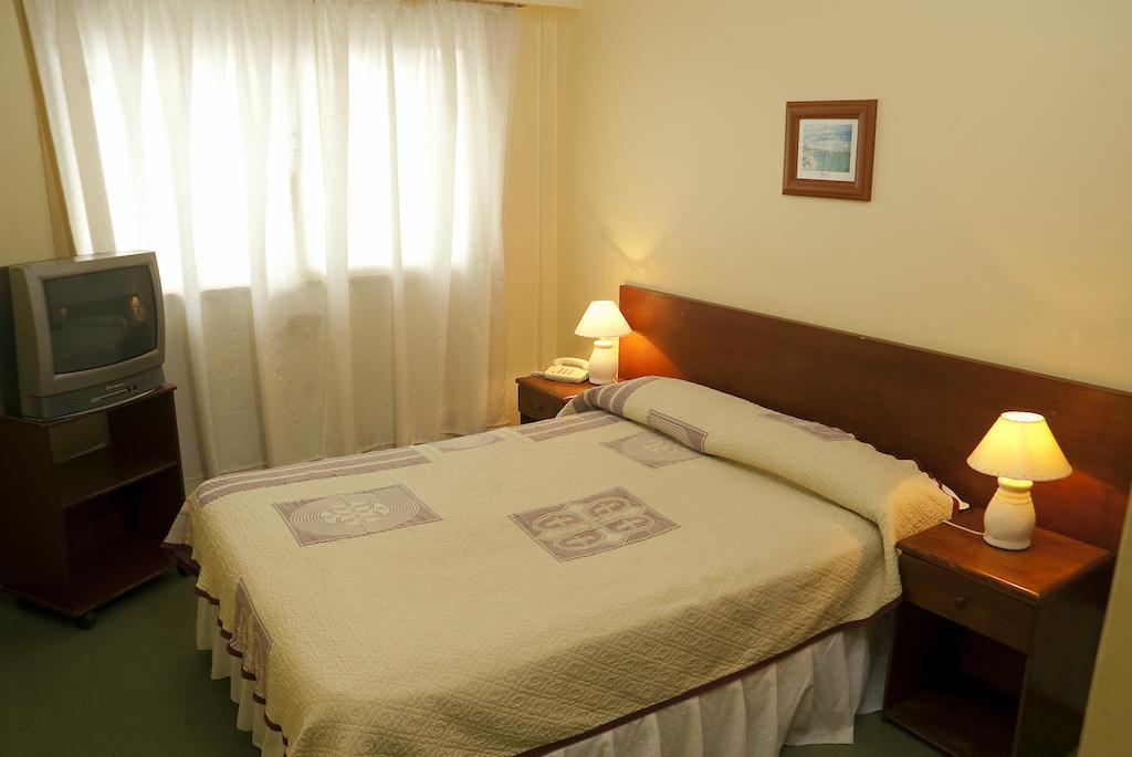 מר דל פלאטה Hotel Delfin מראה חיצוני תמונה